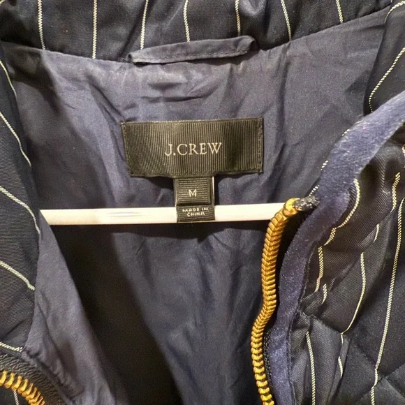 J. Crew Excursion Quilted Down Vest Navy Blue Pin Stripe Size Medium - Picture 4 of 6